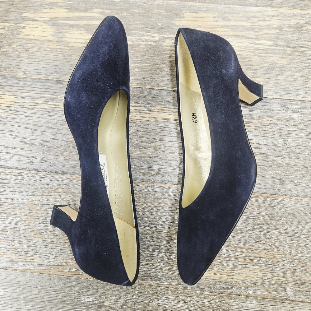 90s Vintage BANDOLINO Navy Blue Suede Pumps 6.5 6 Made in Spain